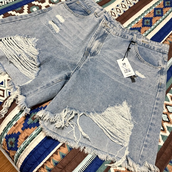 High waisted denim shorts size 28 NEW - Picture 10 of 11